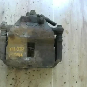 NISSAN PRIMERA P11 96.10-99.09 Jobb első féknyereg munkahengerrel bontott alkatrész Újdonság