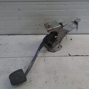 Akció NISSAN PRIMERA P12 2001-2007 Fékpedál 2.2di bontott alkatrész