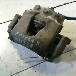 Akció OPEL ASTRA F 94-02 Bal első féknyereg munkahengerrel bontott alkatrész