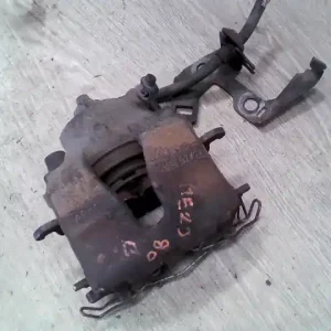 Szuper ajánlat OPEL ASTRA G 97-04 Bal első féknyereg munkahengerrel bontott alkatrész