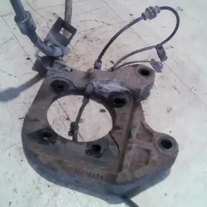 Rendeld meg most OPEL Astra J/2 2012.09 - Jobb hátsó féknyereg tartó 1.6i, 4 ajtós bontott alkatrész