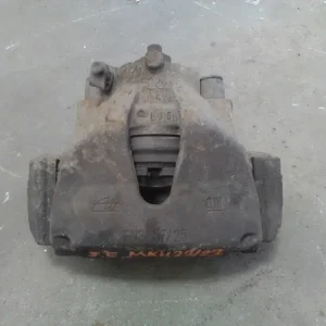 Exkluzív ajánlat OPEL ASTRA H 04-10 Jobb első féknyereg munkahengerrel 1.6i bontott alkatrész