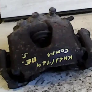 Árcsökkenés OPEL CORSA B 93-00 Bal első féknyereg munkahengerrel nem hűtött tárcsához bontott alkatrész