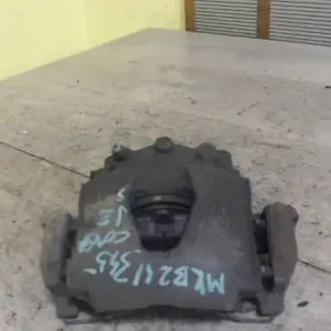 Vedd meg most OPEL CORSA B 93-00 Jobb első féknyereg munkahengerrel 1.2 i bontott alkatrész