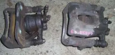 Vásárlói kedvenc OPEL CORSA C 00-06 Bal első féknyereg munkahengerrel bontott alkatrész