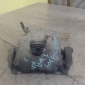 Vásárlói kedvenc OPEL CORSA C 00-06 Jobb első féknyereg munkahengerrel 1.0 i bontott alkatrész