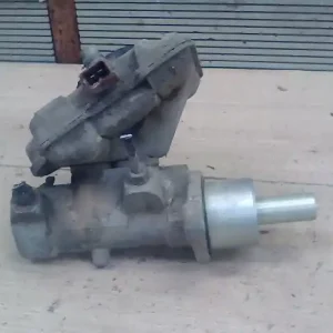 Rendeld meg most PEUGEOT 106 96- Főfékhenger tartállyal,1.0i bontott alkatrész