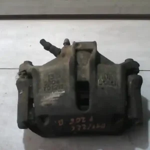 Kiárusítás PEUGEOT 206 Bal első féknyereg munkahengerrel bontott alkatrész