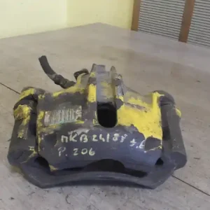 Újdonság PEUGEOT 206 Jobb első féknyereg munkahengerrel 1.1 i bontott alkatrész