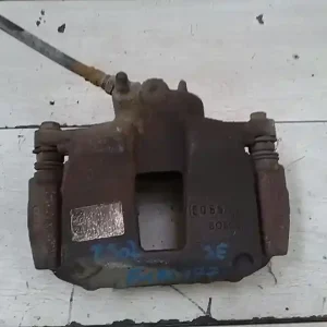 Azonnali szállítás PEUGEOT 307 01-05 Jobb első féknyereg munkahengerrel bontott alkatrész