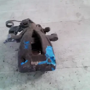 Vedd meg most PEUGEOT 307 01-05 Jobb hátsó féknyereg munkahengerrel bontott alkatrész