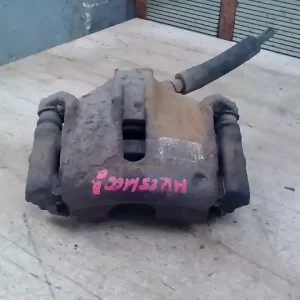 Árcsökkenés PEUGEOT 307 05-07 Bal első féknyereg munkahengerrel 1.6i bontott alkatrész