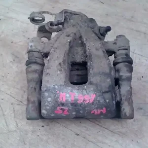 Ingyenes szállítás PEUGEOT 307 05-07 Jobb hátsó féknyereg munkahengerrel 1.6i 5 ajtós bontott alkatrész