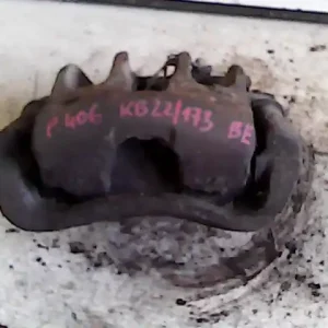 Utolsó esély PEUGEOT 406 Bal első féknyereg munkahengerrel bontott alkatrész