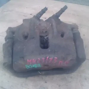 Árcsökkenés PEUGEOT BOXER 94-02 Bal első féknyereg munkahengerrel 2.5d bontott alkatrész