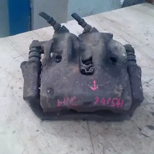 PEUGEOT BOXER 94-02 Jobb első féknyereg munkahengerrel 2,4d bontott alkatrész Gyors szállítás