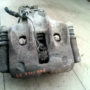 PEUGEOT EXPERT 1995.09.01-2003.12.31 Jobb első féknyereg munkahengerrel 1.9d bontott alkatrész Biztonságos fizetés