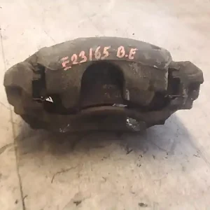 PEUGEOT PARTNER 02- Bal első féknyereg munkahengerrel 1.6d bontott alkatrész Újdonság