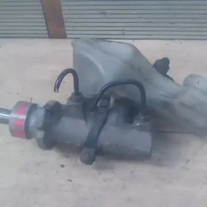Gyors kiszállítás PEUGEOT PARTNER -02 Főfékhenger tartállyal,kupak nélkül,1.9d bontott alkatrész
