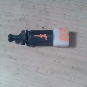 Akciós ár RENAULT CLIO 01-06 Féklámpa pedál kapcsoló bontott alkatrész