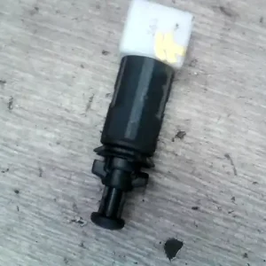 Árengedmény RENAULT CLIO 01-06 Féklámpa pedál kapcsoló bontott alkatrész