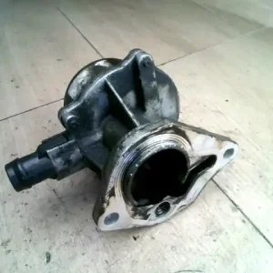 Árengedmény RENAULT CLIO 01-06 Vákuumpumpa 1.5d bontott alkatrész