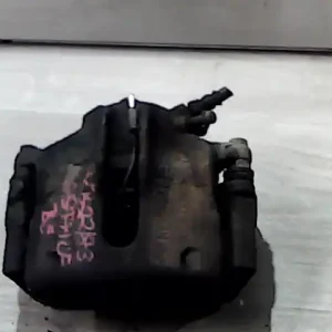 Vedd meg most RENAULT ESPACE 96.12-00.09 Bal első féknyereg munkahengerrel bontott alkatrész