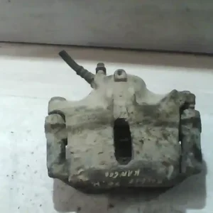 Végkiárusítás RENAULT KANGOO 97-03 Jobb első féknyereg munkahengerrel bontott alkatrész