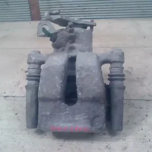 Árengedmény RENAULT MEGANE 02-05 Bal hátsó féknyereg munkahengerrel 5 ajtós,1.6i bontott alkatrész