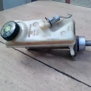 Vedd meg most RENAULT MEGANE 02-05 Főfékhenger 1.4i bontott alkatrész