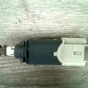 Ajánlat RENAULT MEGANE 02-05 Féklámpa pedál kapcsoló bontott alkatrész