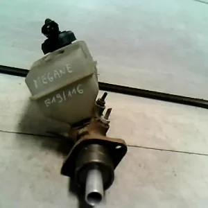 Árcsökkenés RENAULT MEGANE 95-99 Főfékhenger bontott alkatrész