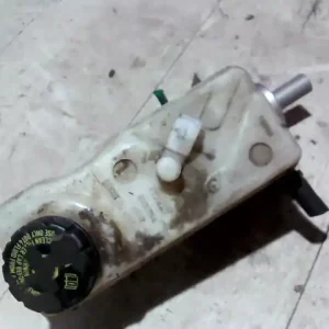 Árengedmény RENAULT MEGANE 99-02 Főfékhenger 1.6i bontott alkatrész