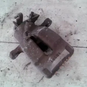 Akció RENAULT MEGANE SCENIC 99-03 Jobb hátsó féknyereg munkahengerrel bontott alkatrész