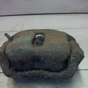 Utolsó esély RENAULT THALIA 02.03-08.10 Jobb első féknyereg munkahengerrel bontott alkatrész