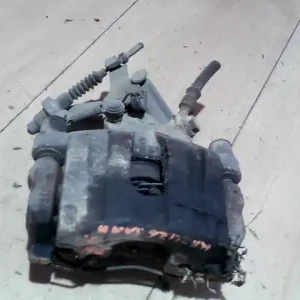 Ne maradj le SAAB 9-3 02.10-07.10 Bal hátsó féknyereg munkahengerrel 2.2td bontott alkatrész