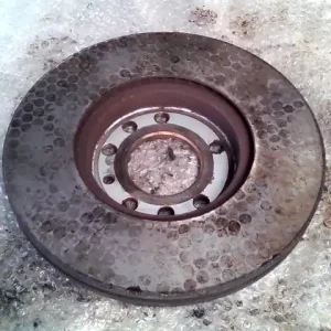 Kedvezményes ár SAAB 9-5 01- Első féktárcsa2.2 d, bal első bontott alkatrész