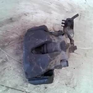 SAAB 9-5 01- Jobb első féknyereg munkahengerrel bontott alkatrész Biztonságos vásárlás