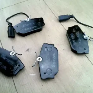 Vedd meg online SEAT ALHAMBRA Hátsó pár fékbetét bontott alkatrész