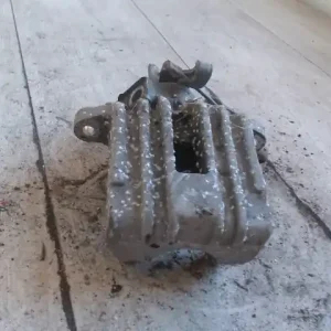 Biztonságos fizetés SEAT IBIZA 93-99 Bal hátsó féknyereg munkahengerrel 1.4i bontott alkatrész