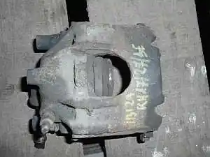 Vedd meg online SEAT IBIZA 93-99 Jobb első féknyereg munkahengerrel bontott alkatrész