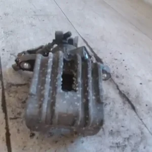 Szuper ajánlat SEAT IBIZA 93-99 Jobb hátsó féknyereg munkahengerrel 1.4i bontott alkatrész