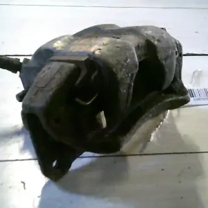 Vedd meg online SEAT TERRA Jobb első féknyereg munkahengerrel bontott alkatrész