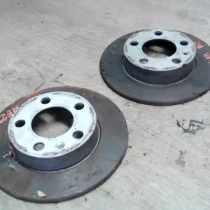 Utolsó esély SEAT Toledo 1999.04.01-2004.09.30 Hátsó pár féktárcsa 1.9 diesel bontott alkatrész