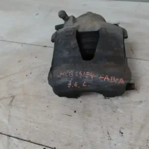 Expressz kézbesítés SKODA FABIA 07-10 Jobb első féknyereg munkahengerrel bontott alkatrész