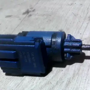 Szezonális akció SKODA FABIA 99-07 Féklámpa pedál kapcsoló bontott alkatrész