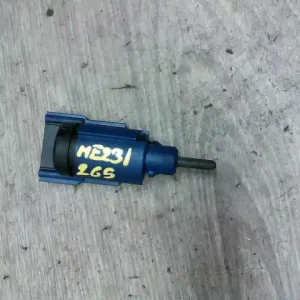 Akció SKODA FABIA 99-07 Féklámpa pedál kapcsoló bontott alkatrész