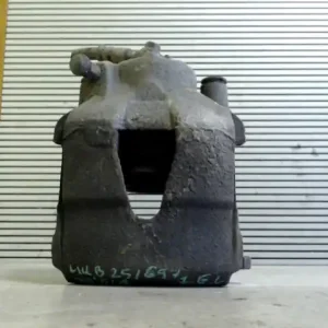 Akciós ár SKODA FABIA 99-07 Jobb első féknyereg munkahengerrel bontott alkatrész