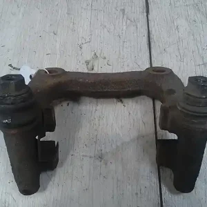 SKODA OCTAVIA 00-04 Jobb hátsó féknyereg tartó bontott alkatrész Ingyenes szállítás