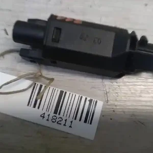 SKODA OCTAVIA 97-00 Féklámpa pedál kapcsoló bontott alkatrész Gyors szállítás